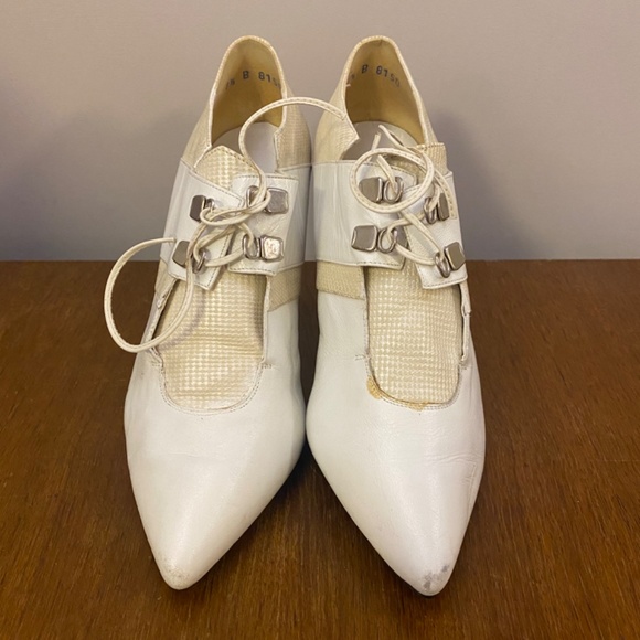 Via Veneto Italian leather pumps heels white size 7.5 - Picture 2 of 4